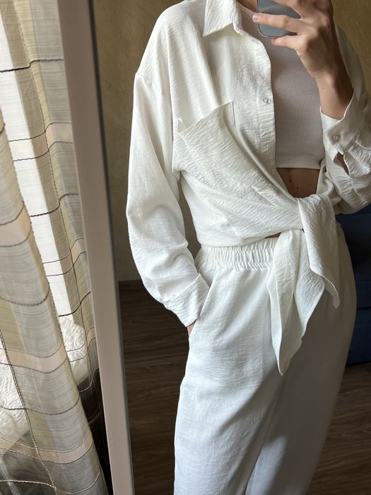 Білий літній костюм жатка штани сорочка пояс костюм двійка легкий