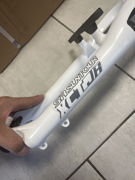 Amortyzator suntour 24 cale SR XC JR