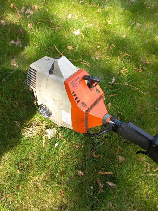 Podkaszarka kosa spalinowa Stihl FS 120 Gaśnie na wolnych obrotach