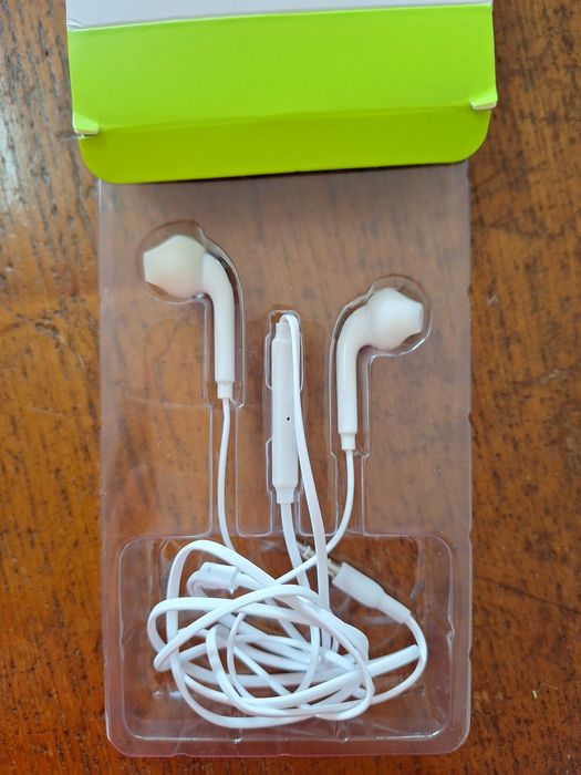 Earphones Maidi novos