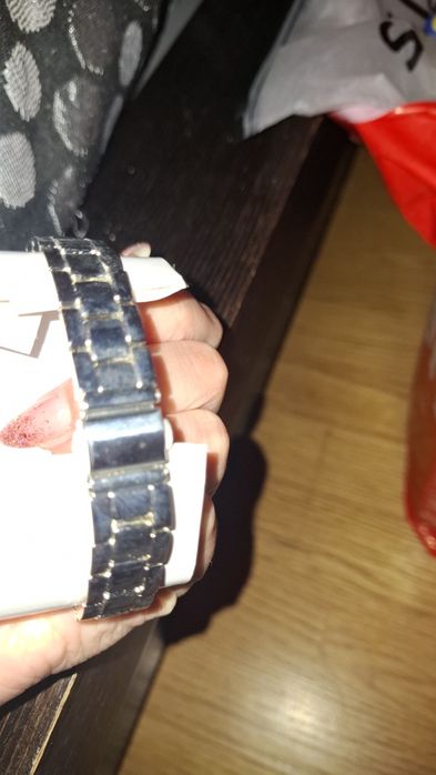 Conjunto Excellanc – Relógio Prateado, Colar e Brincos.