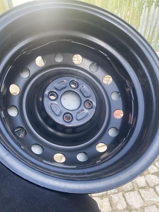 Jantes de ferro e tampas novas