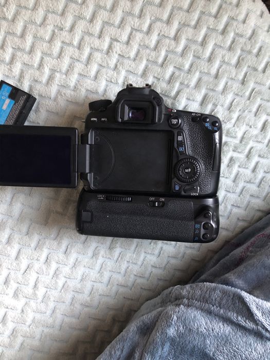 Camera canon eos d70