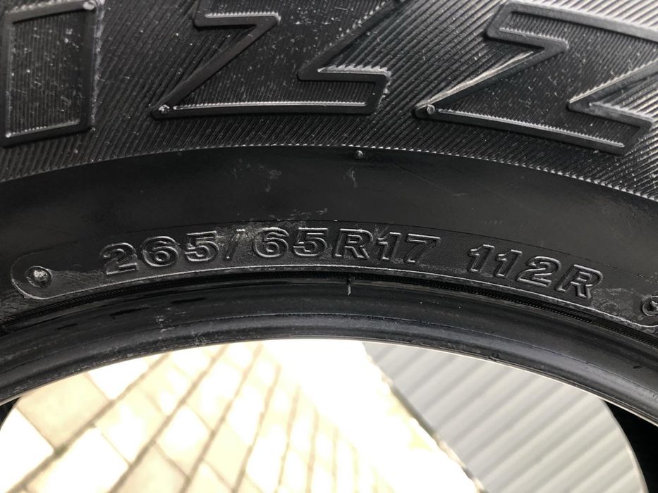 Bridgestone Blizzak 265/65/R17