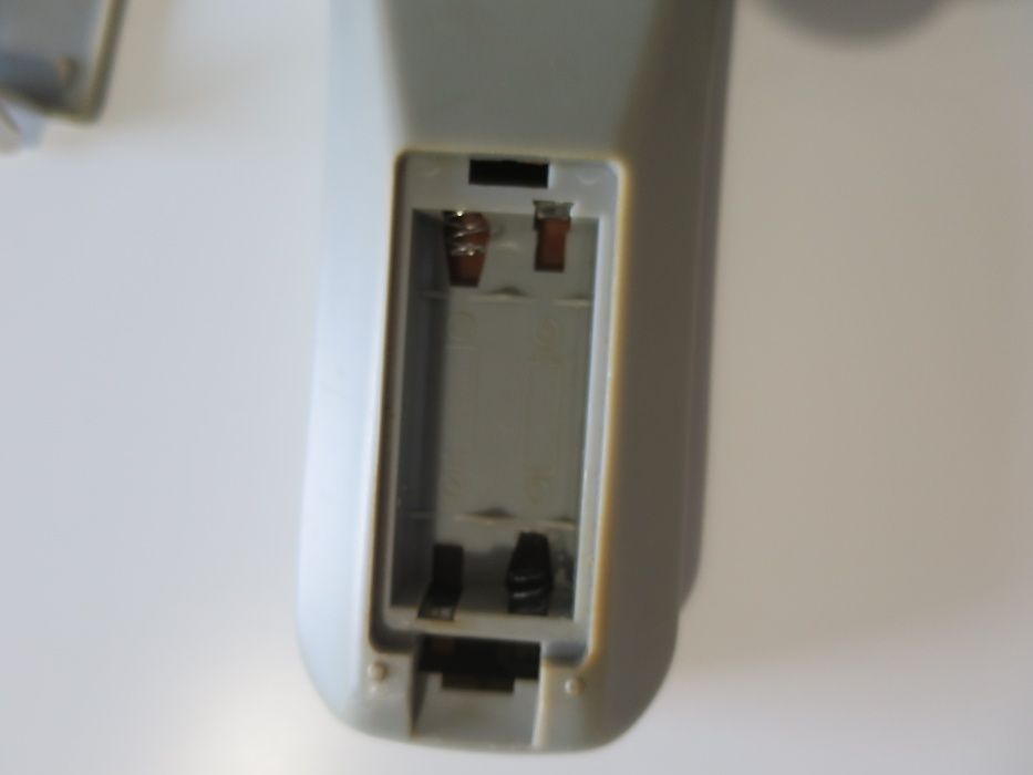 Controlo remoto 401 E para DVD