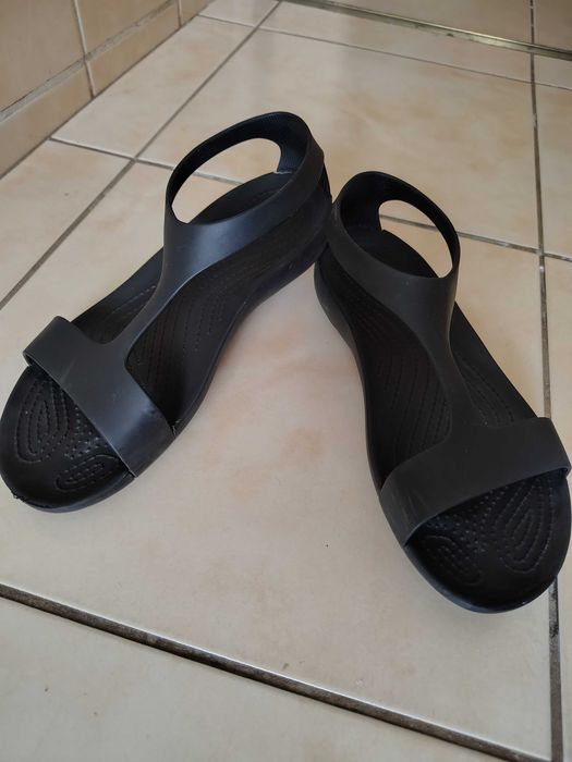 Sandały damskie crocs 37