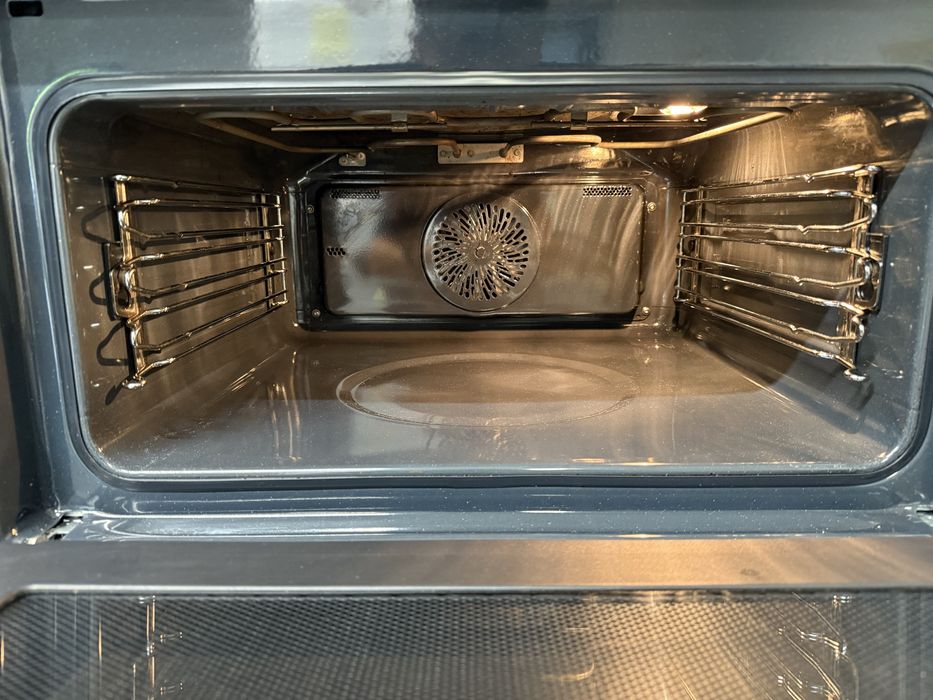 Piekarnik Electrolux z funkcją mikrofali KVLBE08T