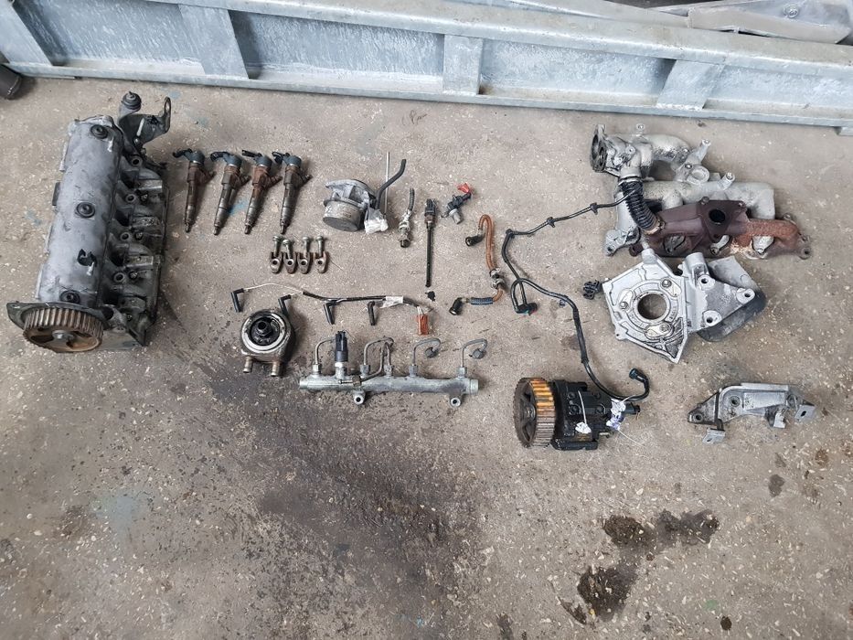 Форсунки,тнвд,дачик Renault Laguna 2 1.9dci.Вакумний насос. Гбц