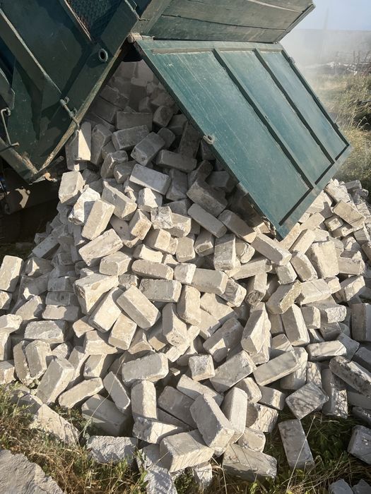 Стройматериалы железобетонные плиты