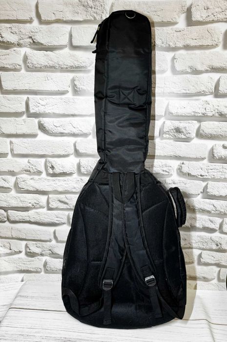 Гітара  Kremona.Болгарія. Чохол+ комплект струн.