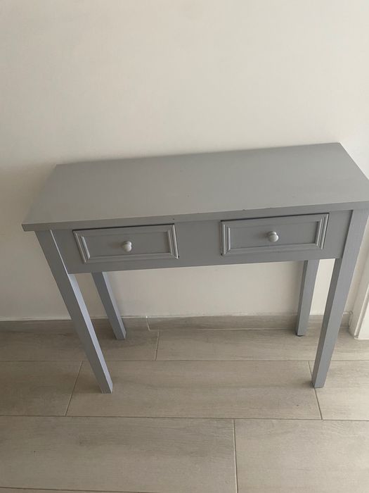 Consola homa cinzento