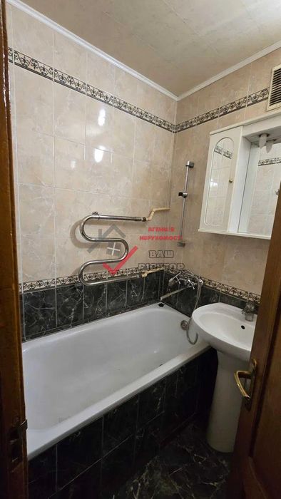 Продаж 2-кімнатної квартири в центрі міста