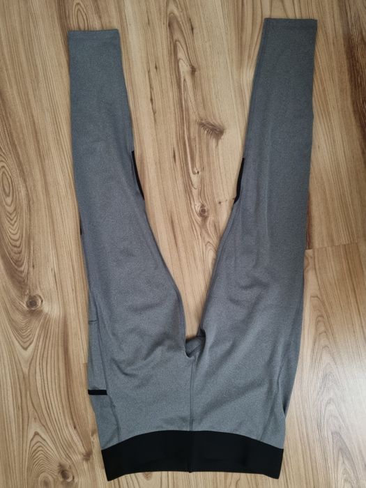 Legginsy Adidas M 38