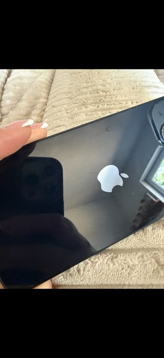 Iphone 13 bardzo dobry stan
