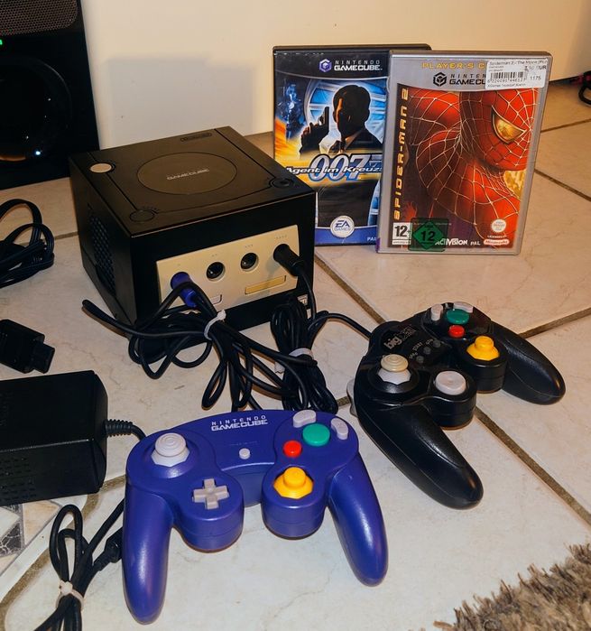 Konsola Nintendo GameCube EUR retro 2 pady, gra sprawna