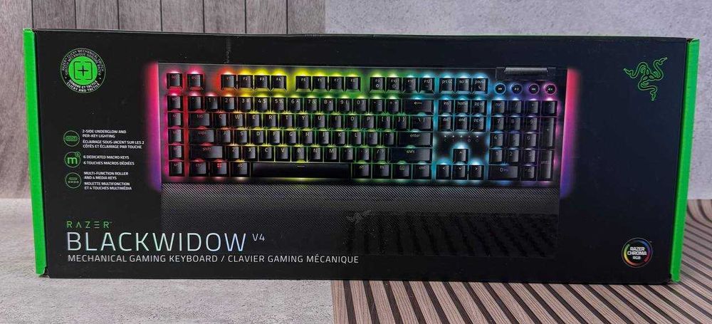 Клавіатура Razer BlackWidow V4 (RZ03-04690200-R3U1)