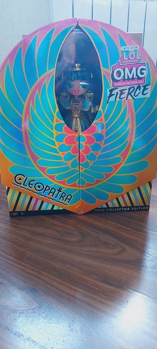 Кукла L.O.L.Surprise!OMG Fierce Collector Cleopatra ЛОЛ ОМГ Клеопатра