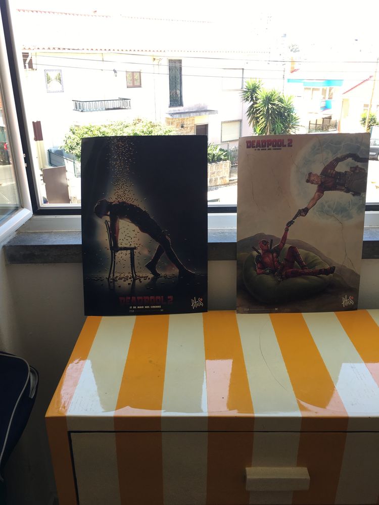 3-cartazes-do-filme-deadpool-2-cascais-e-estoril-olx-portugal