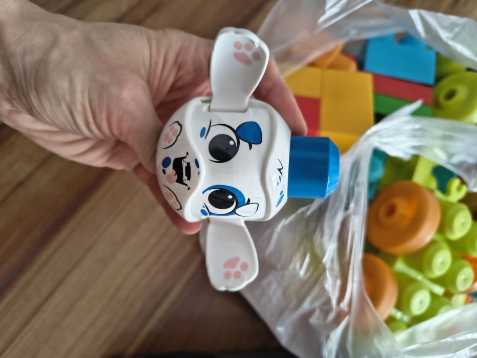 Klocki dla dziecka 1+ z torem kulkowym i tirem
