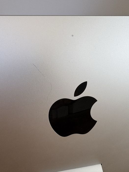 Komputer Apple iMac 13.1 21,5-inch, late 2012 uszkodzony ekran