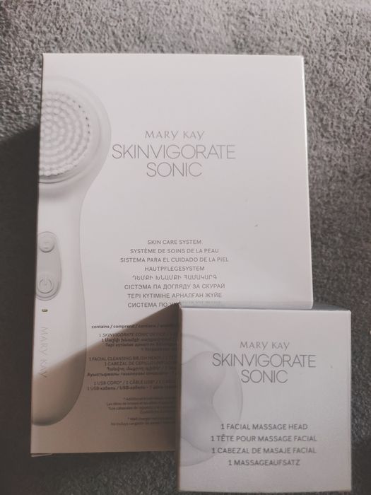 Zestaw szczoteczka i końcówki Mary Kay