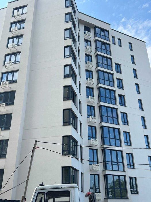 Продається 2 кім квартира в центральній частині міста .