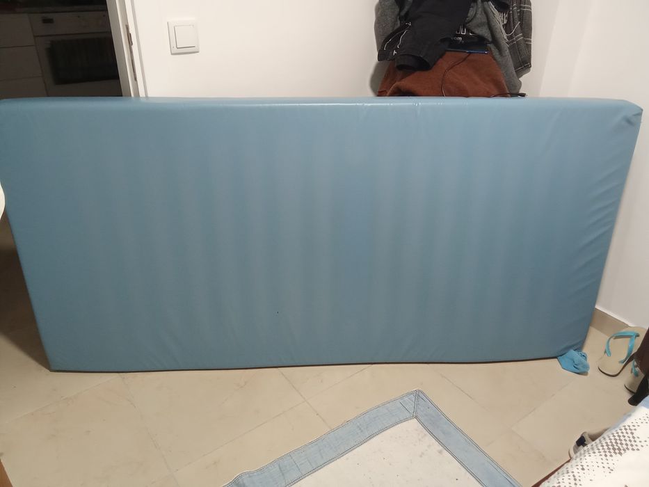 Colchão de cama de solteiro
