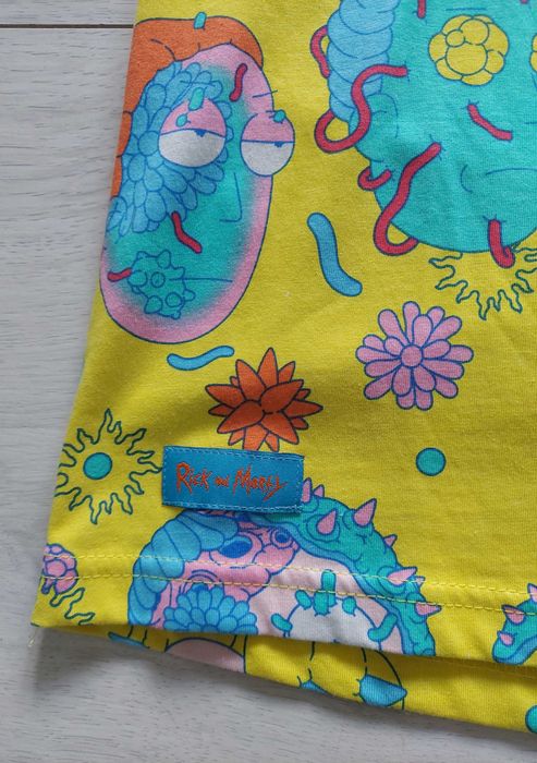 Sprzedam nową koszulkę t-shirt Cropp Rick and Morty rozmiar L