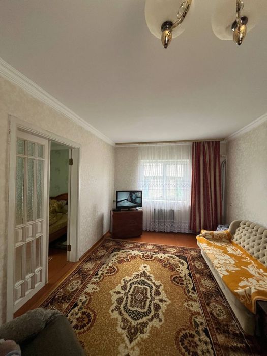 Продаємо затишний та комфортний будинок у зеленому с. Лозівок