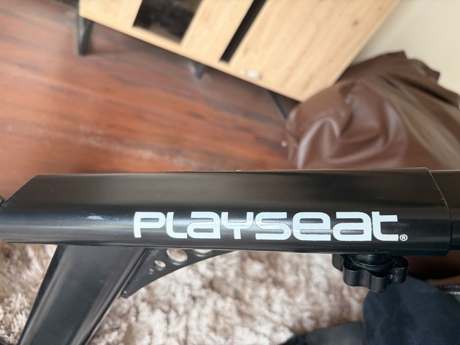 Fotel wyścigowy Playseat Evolution Alcantara