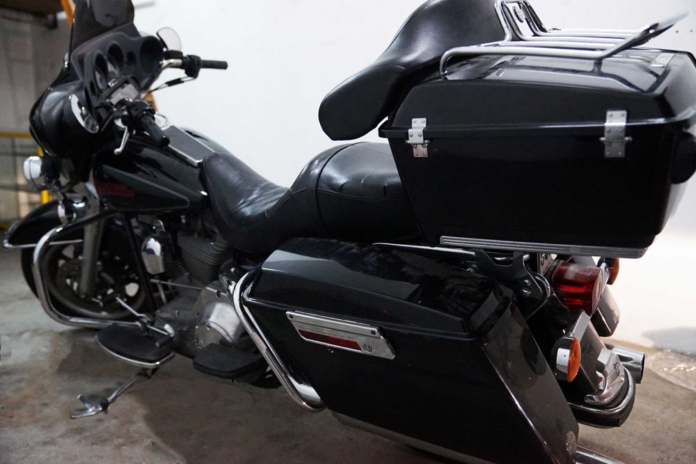 Harley-Davidson Electra Glide FLHTI