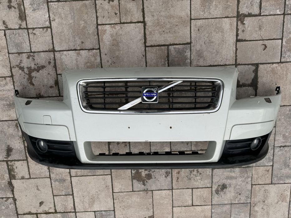 Бампер передній Volvo c30 / Вольво с30