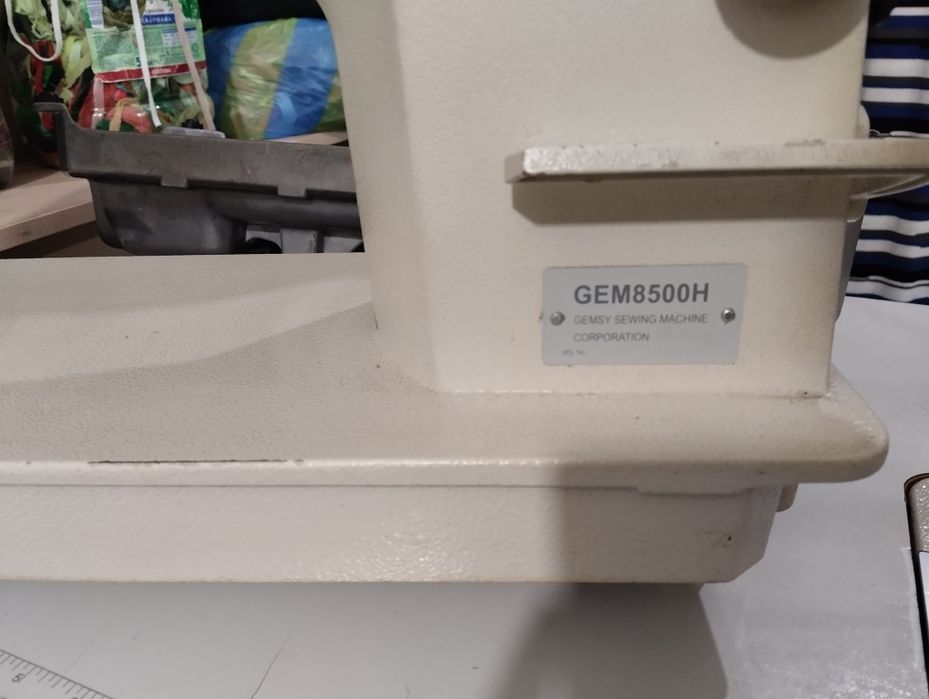Швейную машину Gemsi 8500H оверлок Сируба