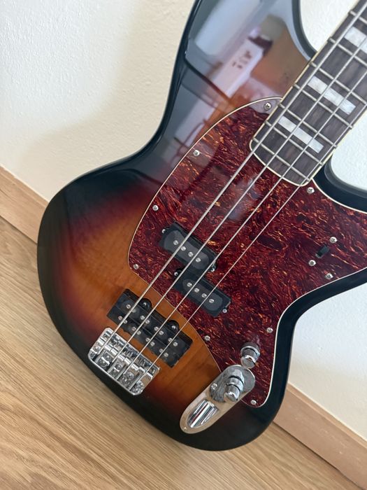 Ibanez TMB300-TFB Talman Bass + Capa Gator