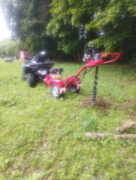 Wiertnica hydrauliczna o napędzie spalinowym 13KM