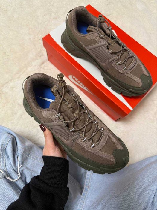 Кроссовки Nike Air Zoom Vomero Roam