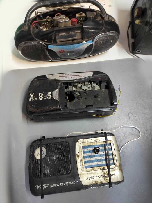 Радiо Приймач ФМ в гараж -на дачу/РОБОЧІ на зч