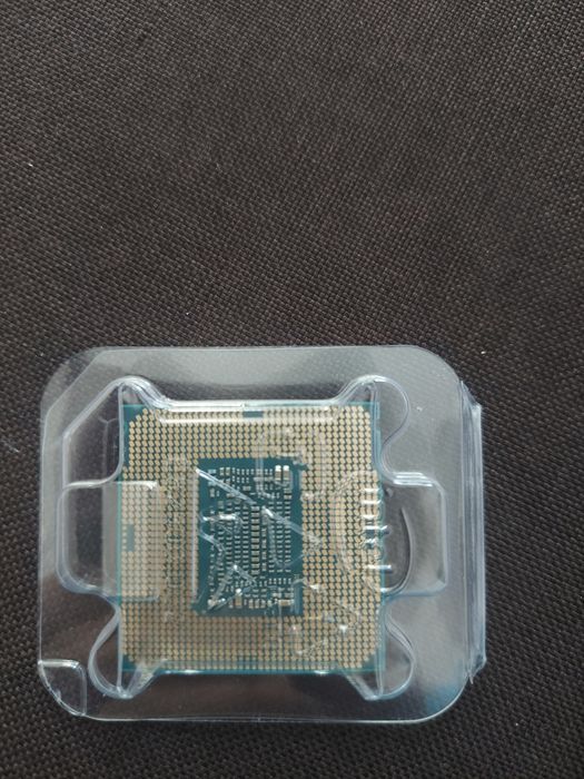 Процесор INTEL CORE i5-9400F