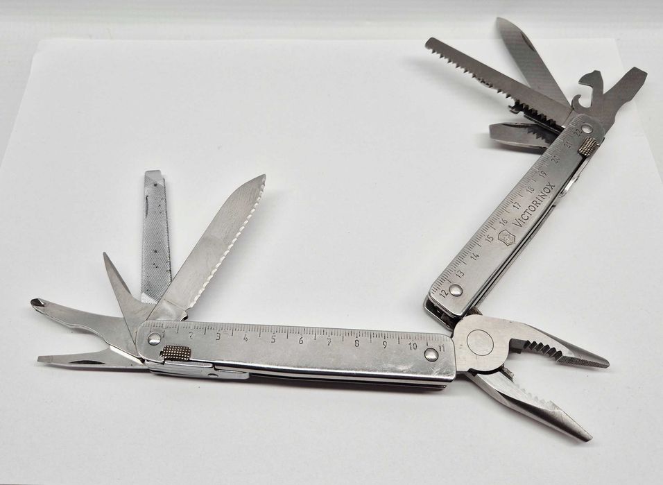 Multitool Victorinox Swiss Tool, Komis Jasło Czackiego