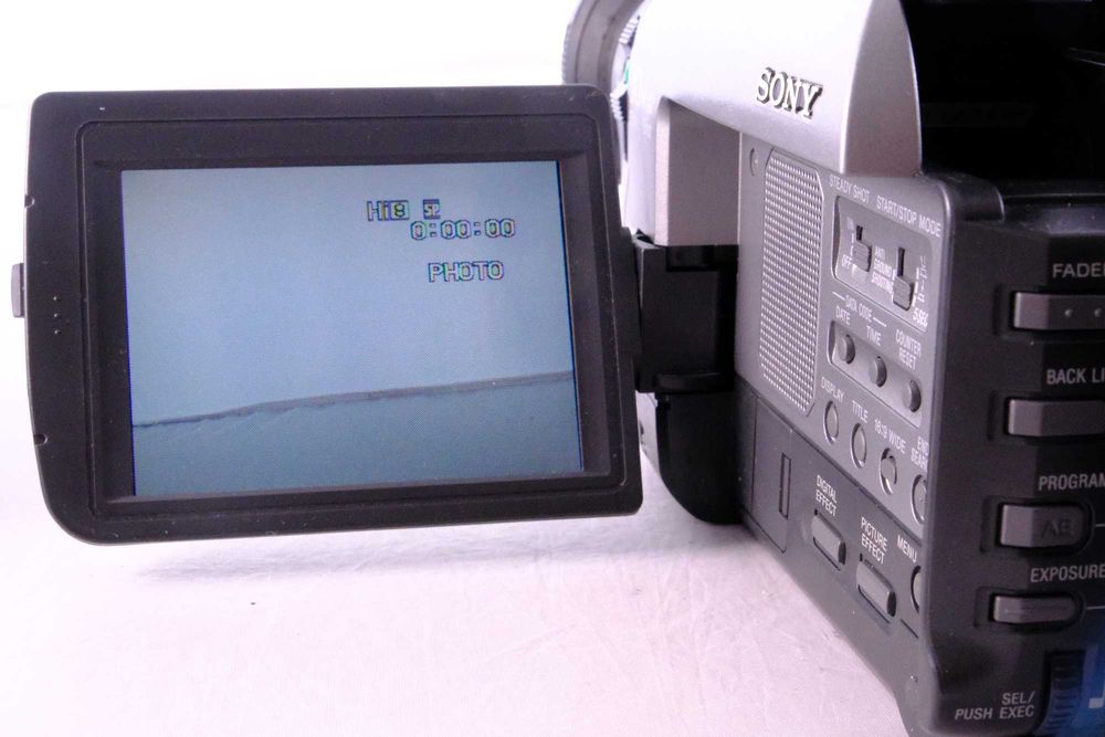 Sony Hi8 TRV-94E – kultowa kamera Hi8 z klimatem Y2K!