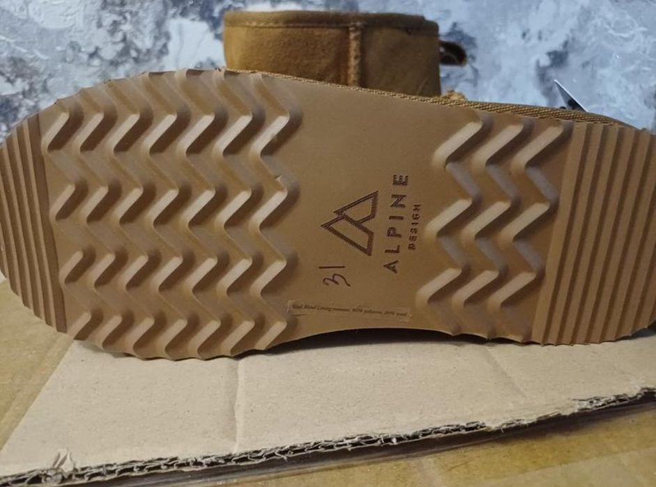 Угги  новые тёплые зима