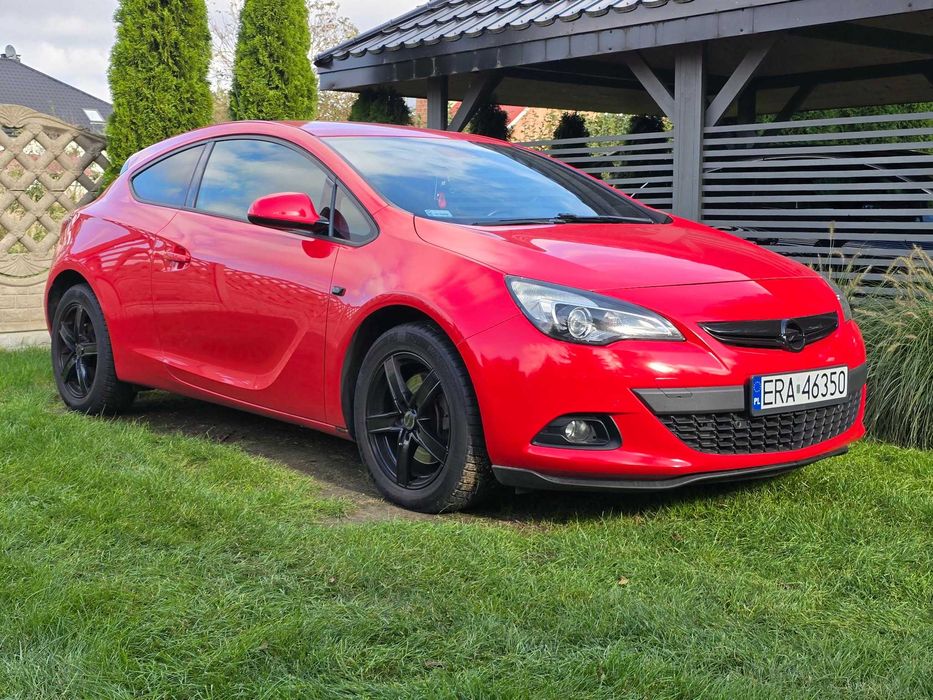 Opel Astra J GTC 2012 1.4 Turbo