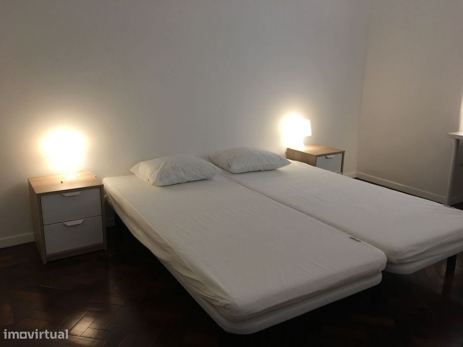 T3+1 com renovação recente e completamente equipado e mobilado