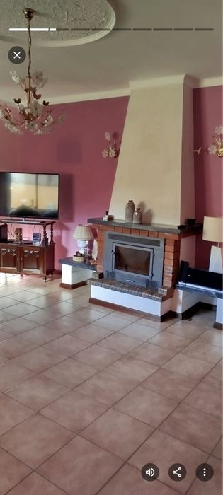 Vende-se lareira a lenha a funcionar perfeitamente