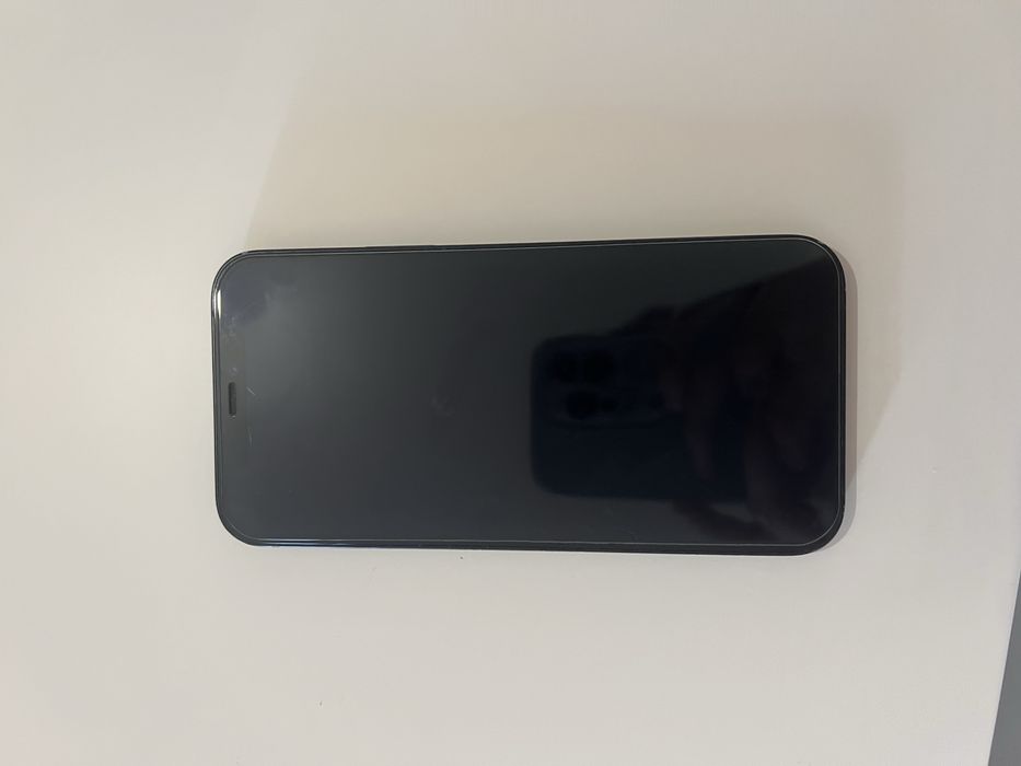 Iphone 12 usado!