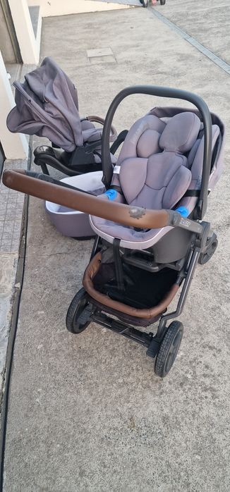 Carrinho de bebé e acessórios