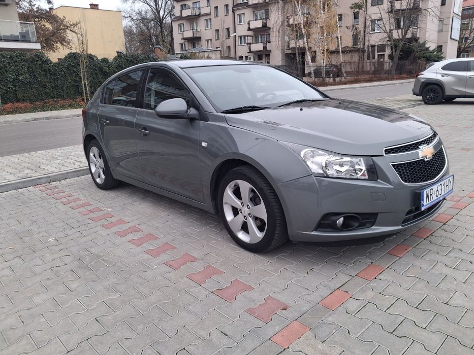 Chevrolet cruze 2011r 1.8benz sprowadzony zarejestrowany w Polsce