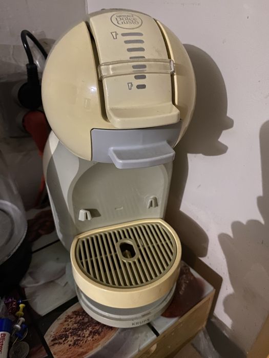 Ekspres Nescafe Dolce Gusto