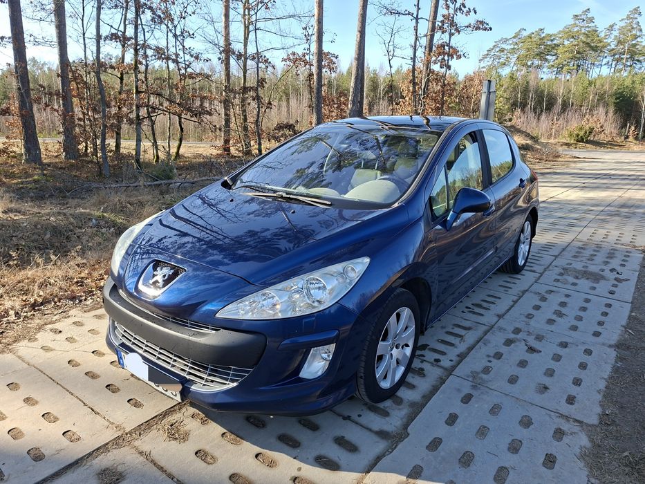Peugeot 308 1.6 HDi Panorama skóra JBL audio