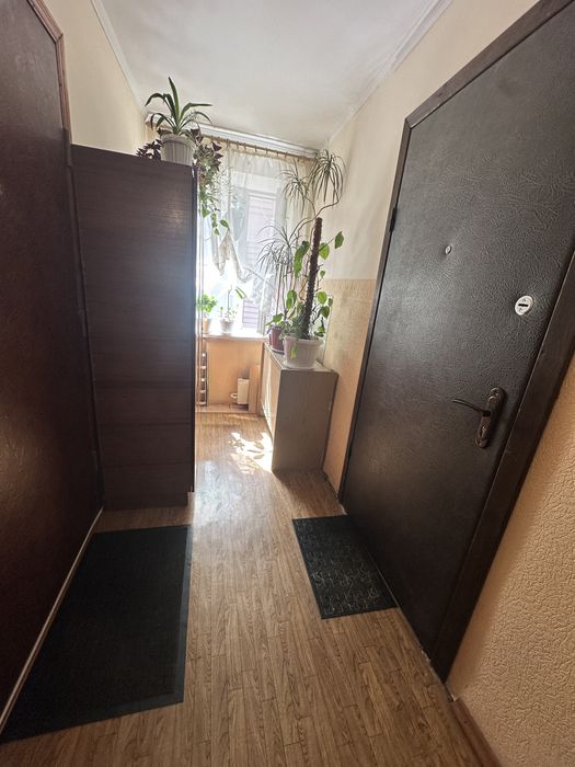 Продам 1к квартиру Голосіівськтй район Метрологічна
